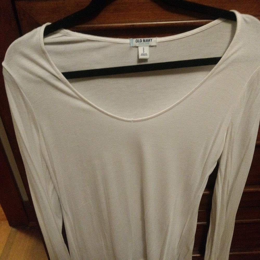 Old Navy white long sleeve tee